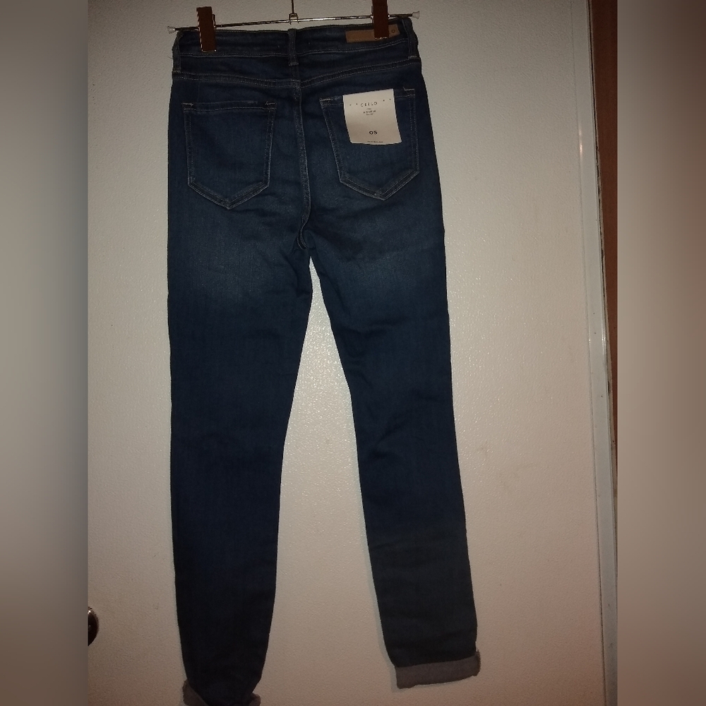 Cello (NWT) Women's Ripped Dark Blue Skinny Jeans - Picture 5 of 5